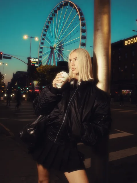 Cool Blue Hour: reference scene with a woman