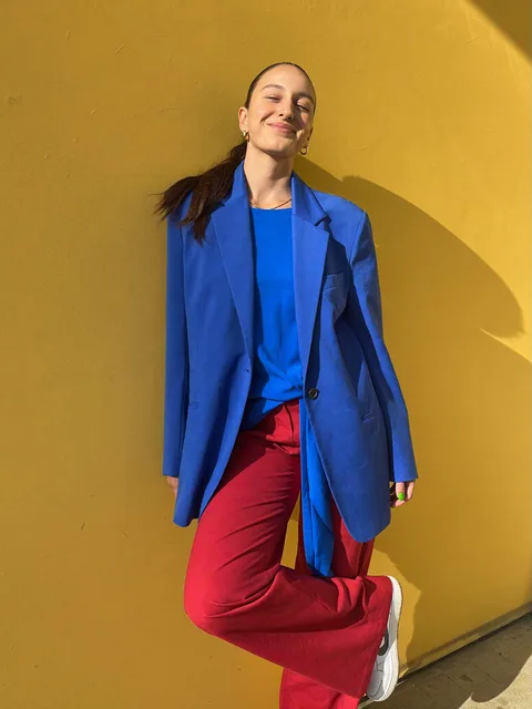 Off-Duty Color: reference scene with a woman