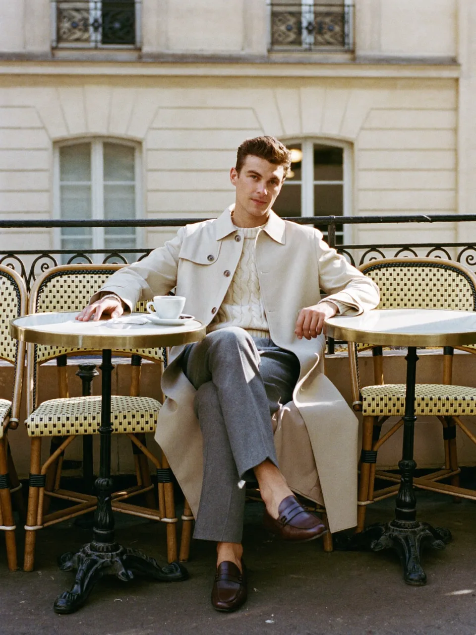Paris Café: reference scene with a man